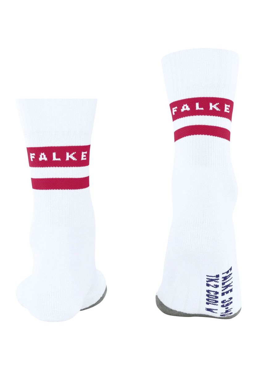 Weiße Sportsocken mit roten Streifen