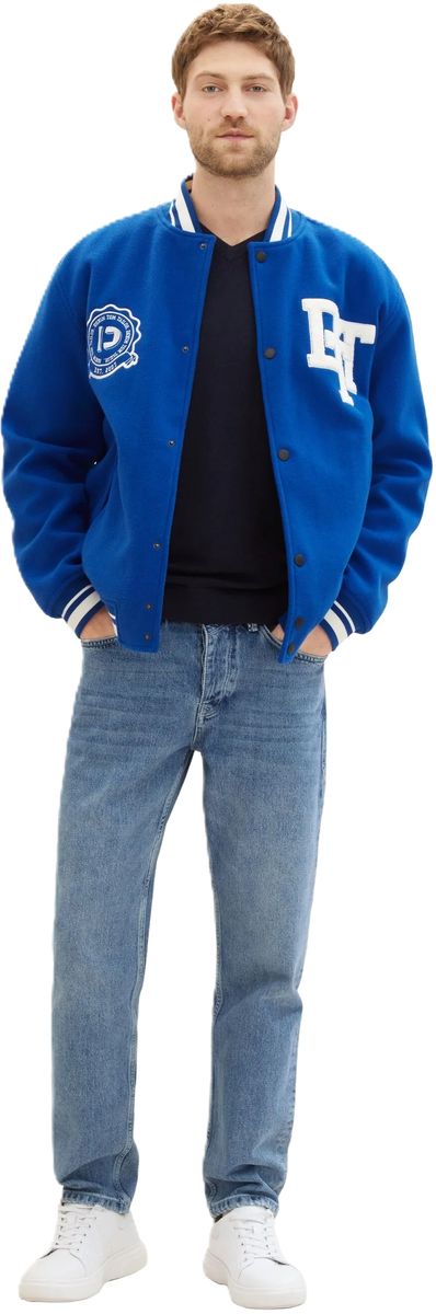 Klassischer Baumwollpullover mit V-Ausschnitt