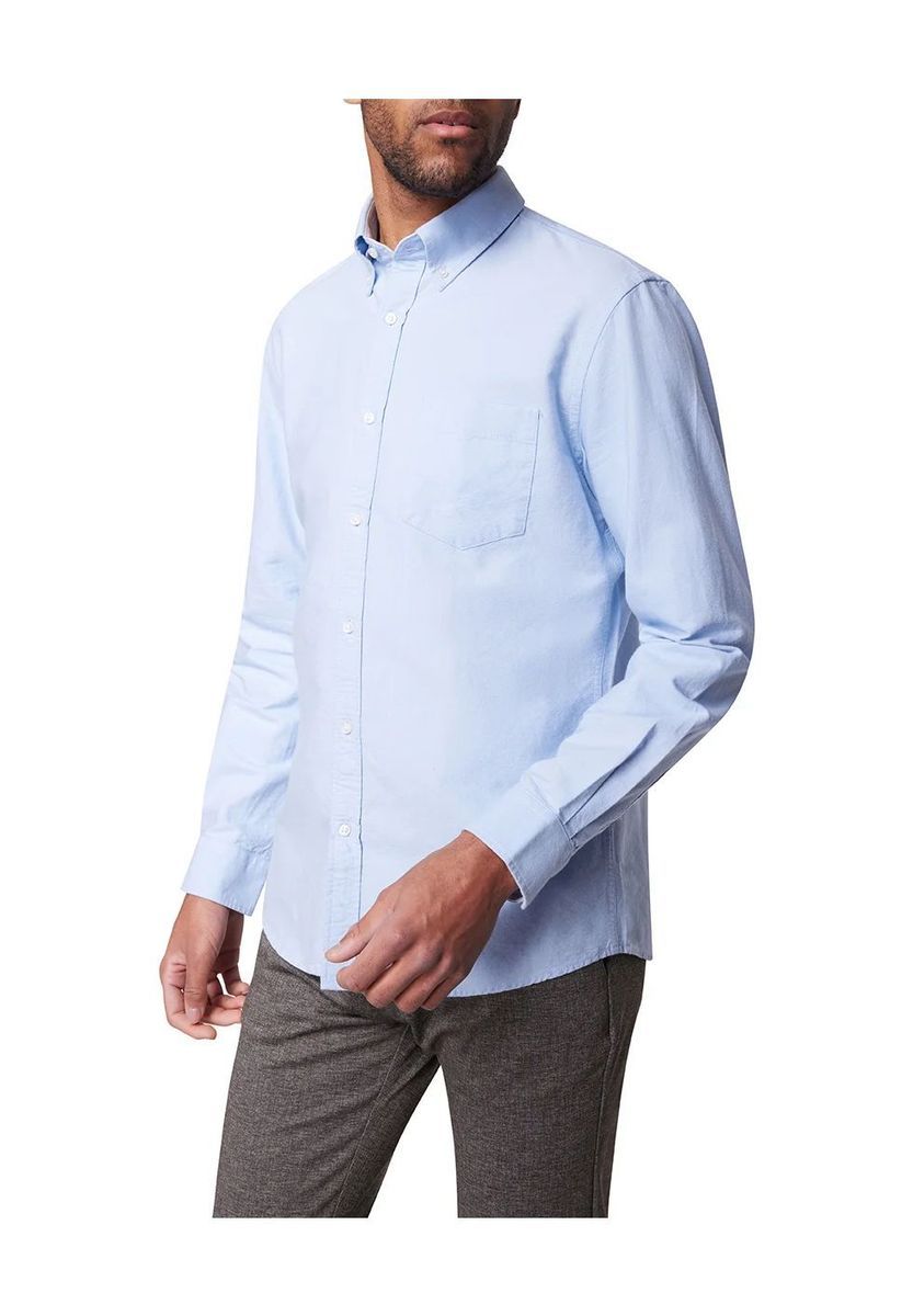 Klassisches hellblaues Oxford-Hemd