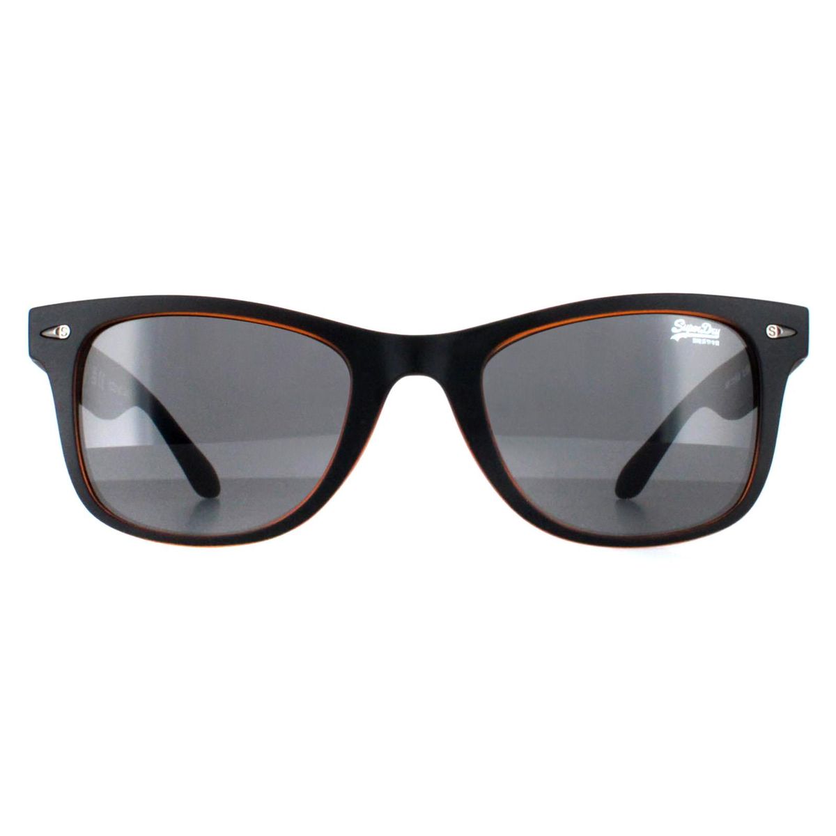 Klassische Sonnenbrille im Wayfarer-Stil