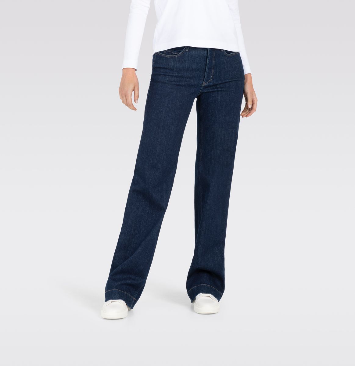 Klassische Bootcut Jeans mit dunkler Waschung