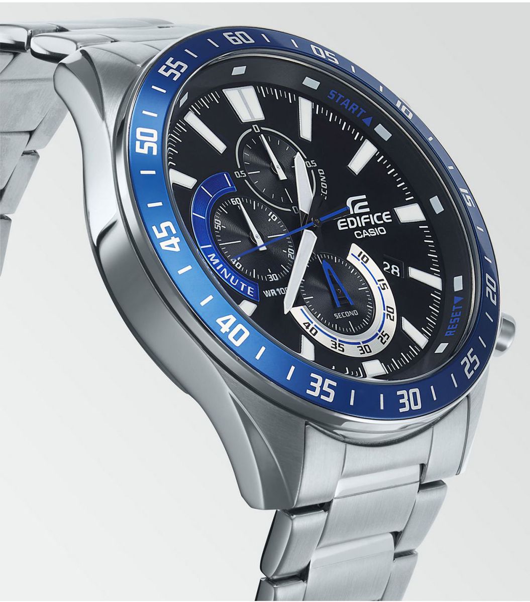 Edelstahl-Chronograph mit blauer Lünette