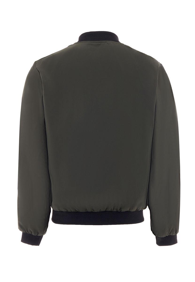 Minimalistische Bomberjacke mit Reißverschlusstaschen