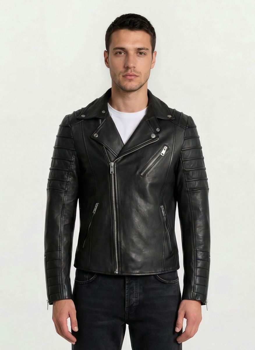 Asymmetrische Biker-Lederjacke mit Steppungen