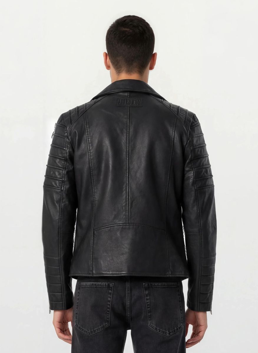 Asymmetrische Biker-Lederjacke mit Steppungen