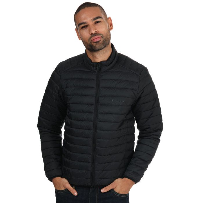 Leichtgewichtige gesteppte Trichterhalsjacke