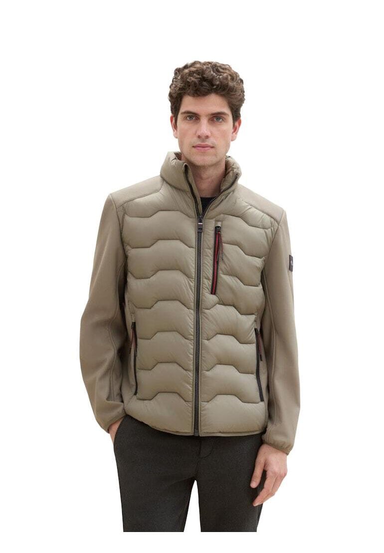 Hybrid Steppjacke mit Stehkragen