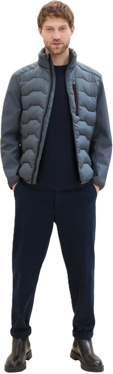 Hybride Steppjacke mit Stehkragen