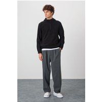 Minimalistischer Fleece-Hoodie mit Halbreißverschluss
