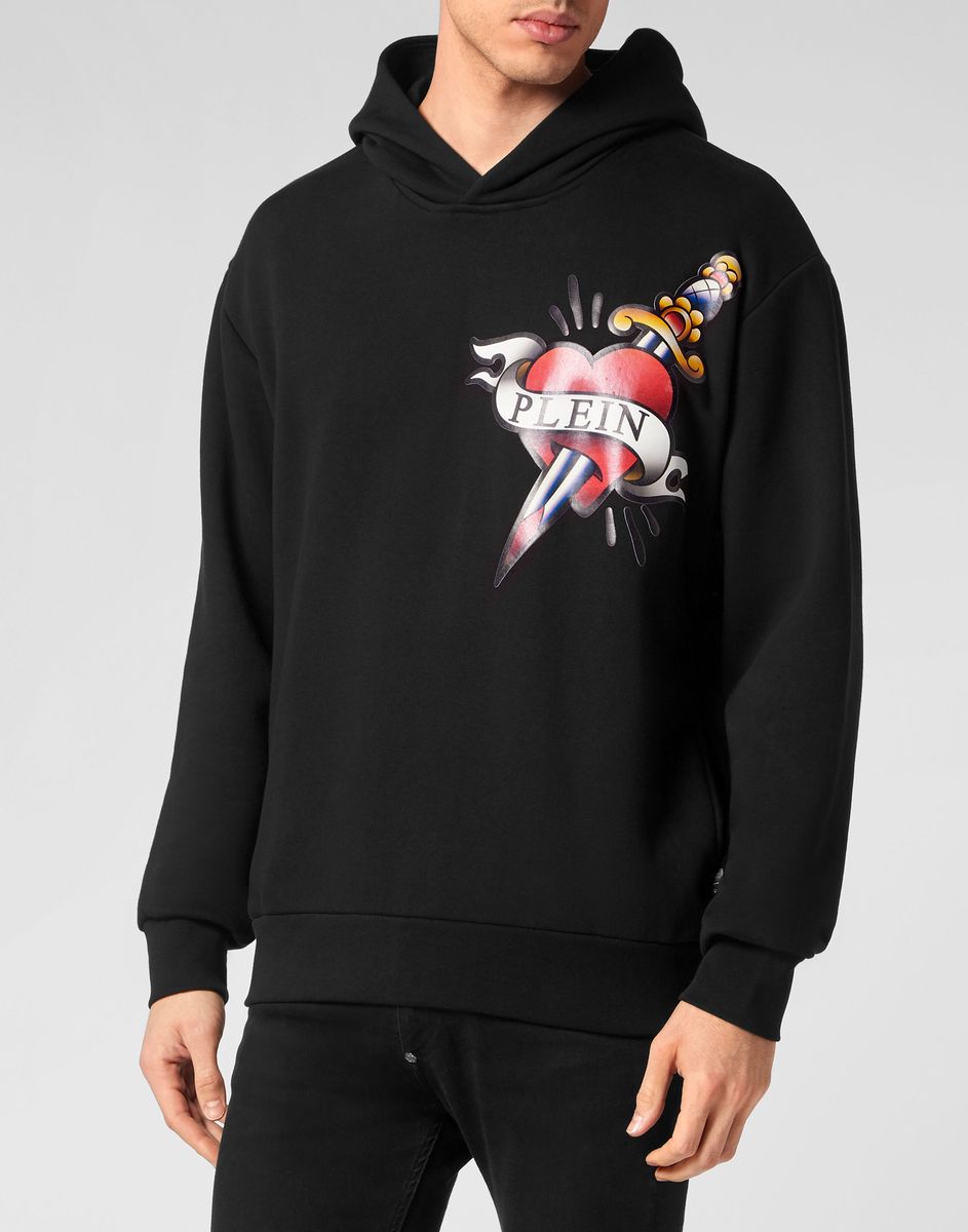 Hoodie mit Herz-Tattoo-Grafik