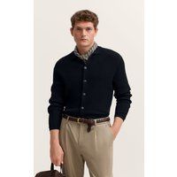 Klassische Rippstrickjacke mit Polokragen