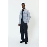 Klassischer Denim-Trucker im Casual-Fit