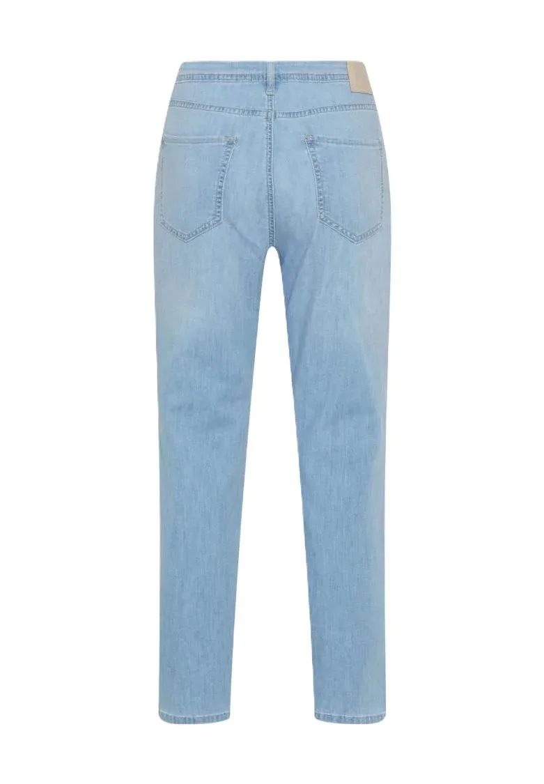 Klassische Jeans mit geradem Bein in mittlerer Waschung