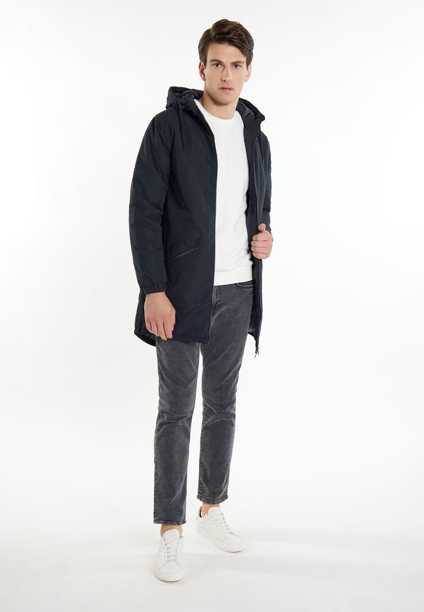 Wattierter Winterparka mit Kapuze