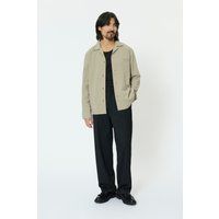 Minimalistisches Overshirt mit Reverskragen