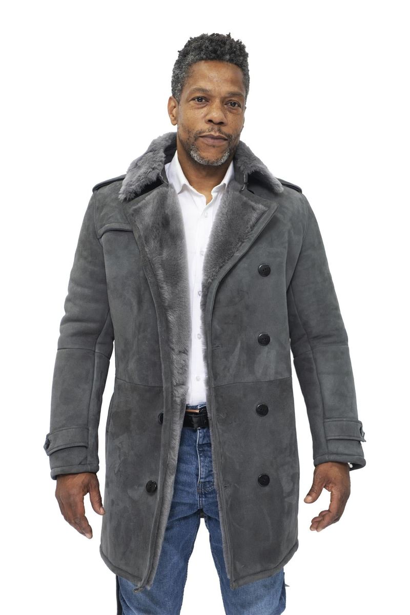 Zweireihiger Shearling-Cabanmantel aus Wildleder