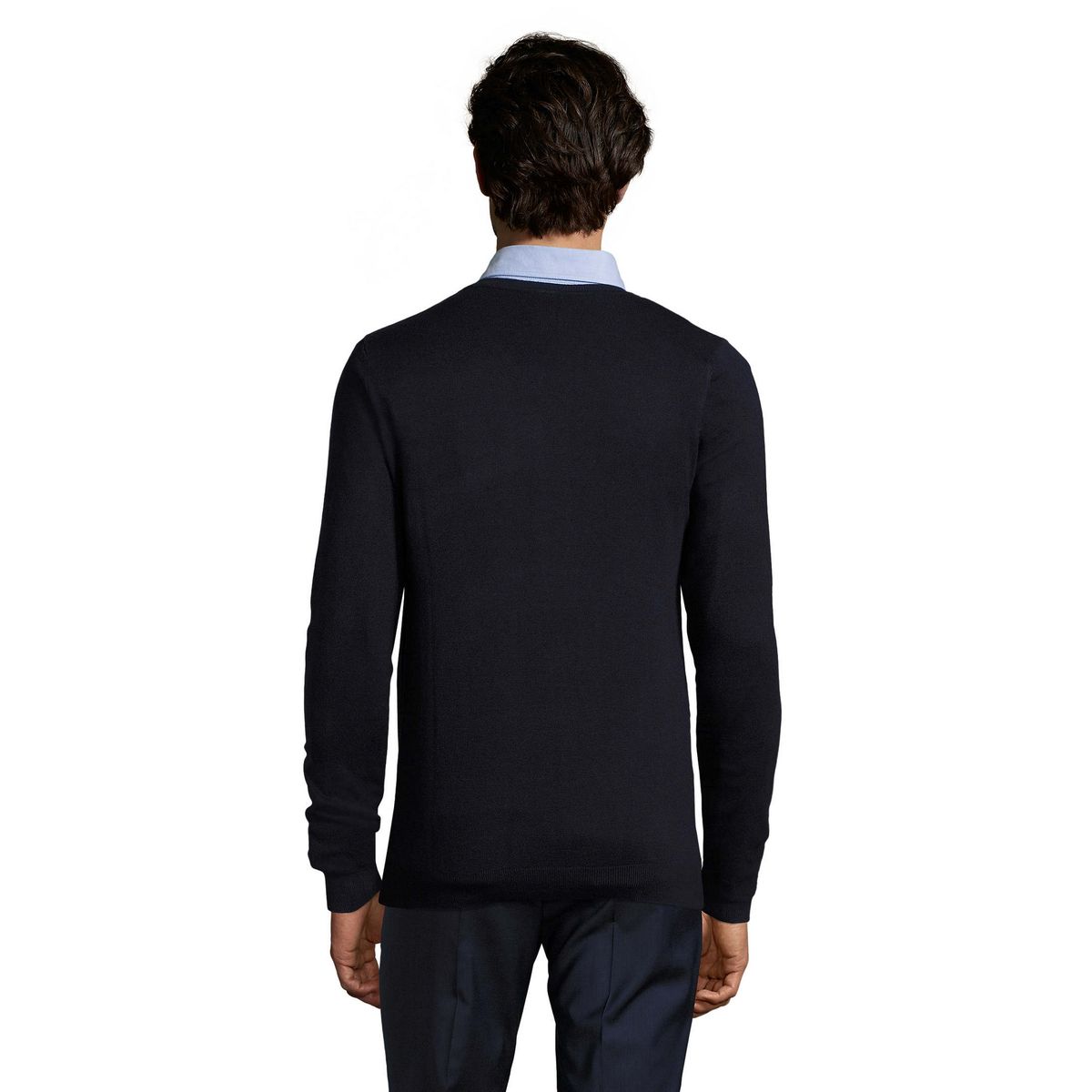 Schmal geschnittener Feinstrick-V-Pullover
