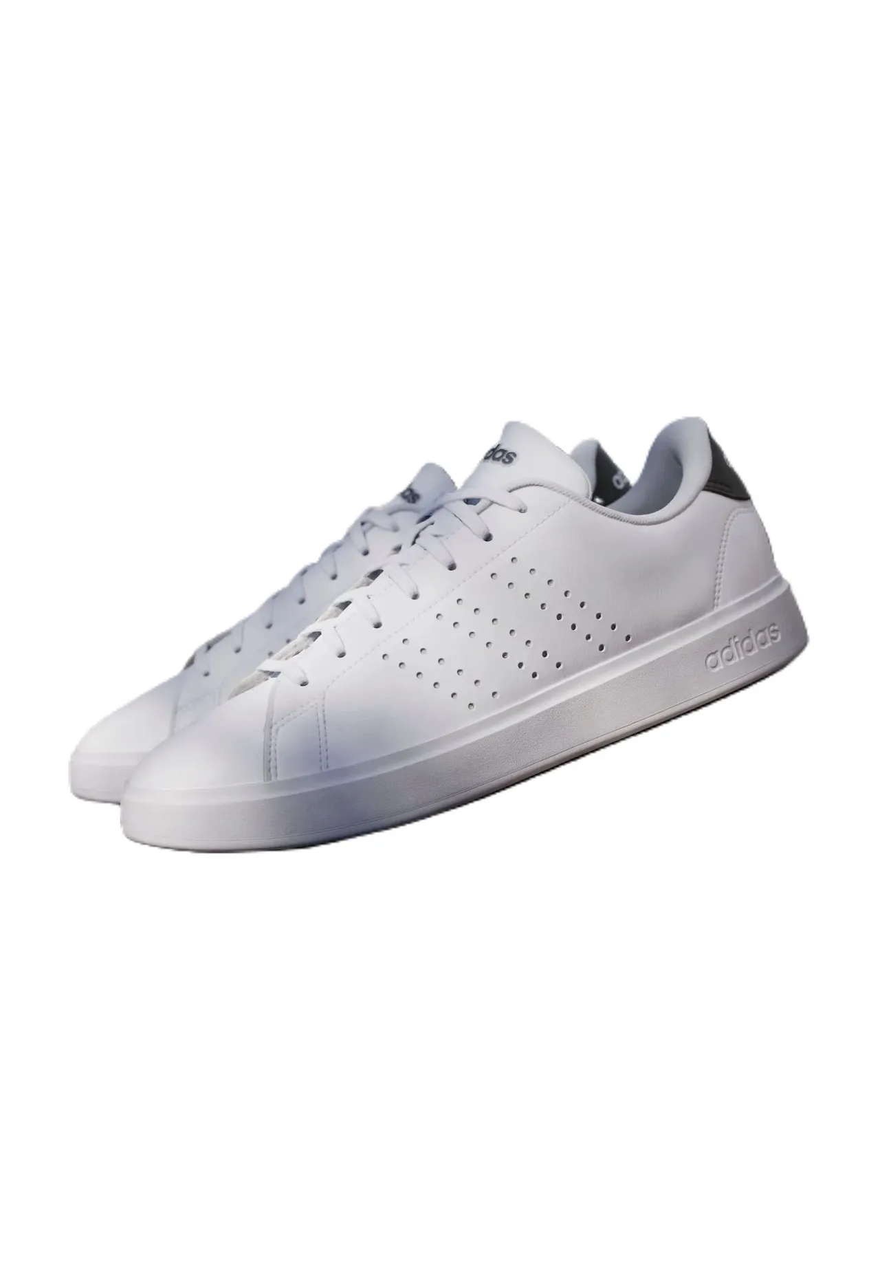 Klassische Perforierte Low-Top Sneaker