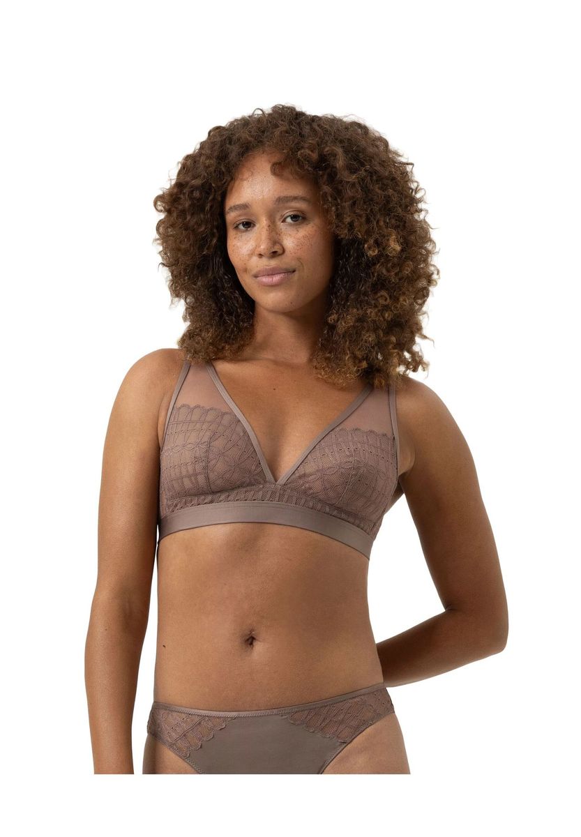 Triangel-BH aus Spitze mit breiten Trägern