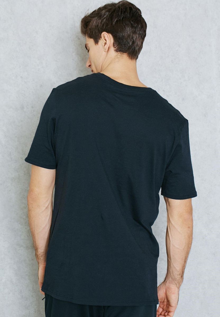 Klassisches Rundhals-Baumwoll-T-Shirt