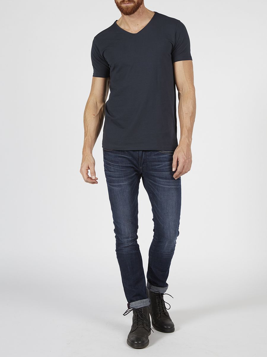 Essentielles V-Ausschnitt Slim Fit Shirt