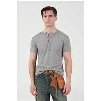 Klassisches Slim Fit Henley-Shirt