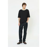 Boxy T-Shirt mit Kontrastkragen