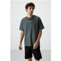 Oversized T-Shirt mit Grafikprint