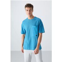 Strukturiertes T-Shirt mit Brusttasche