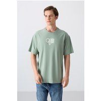 Oversized T-Shirt mit Logo-Grafik