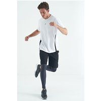 Eng anliegende Performance-Sport-Leggings