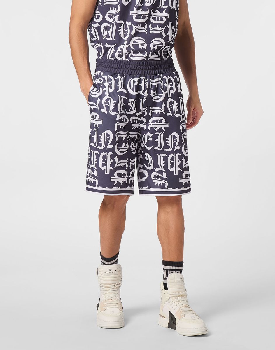 Mesh-Basketball-Shorts mit Gothic-Schriftzug