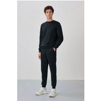 Minimalistisches Fleece-Sweatshirt und Jogginghose