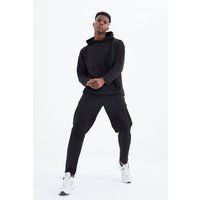 Minimalistisches Kapuzenpullover- und Jogginghosen-Set