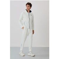 Minimalistisches Tracksuit Set mit Reißverschluss
