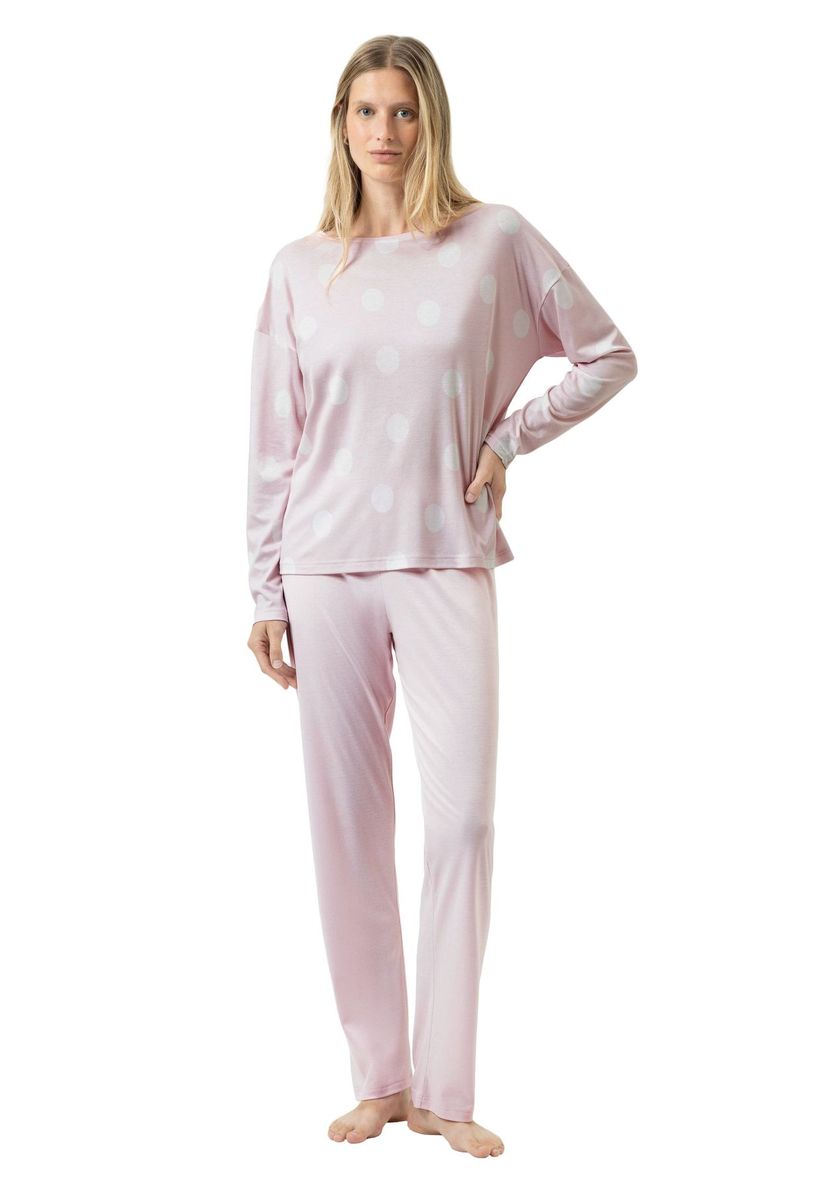 Relaxter Pyjama mit Polka Dots
