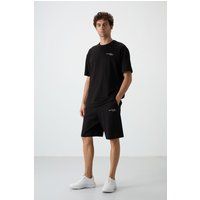 Oversized T-Shirt und Shorts-Set