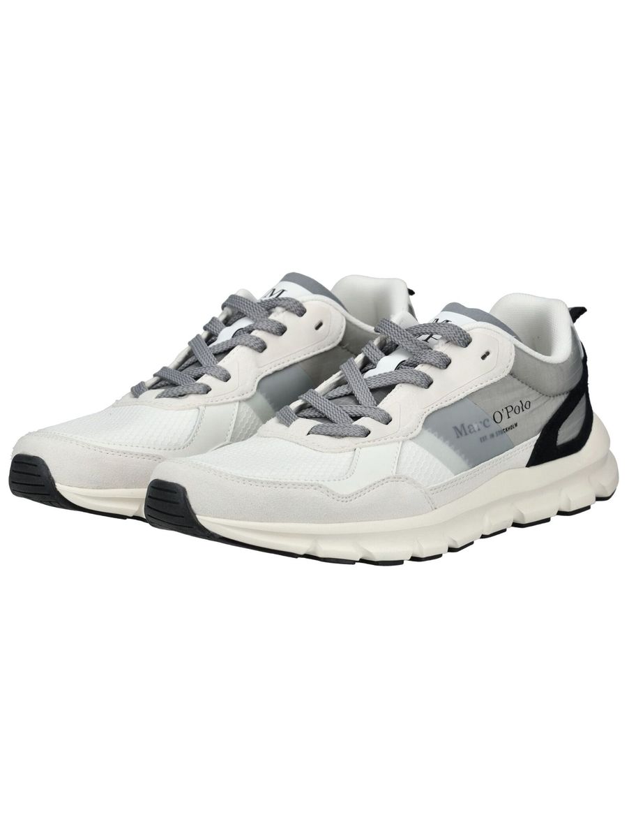 Sportliche Mesh-Sneaker im Materialmix