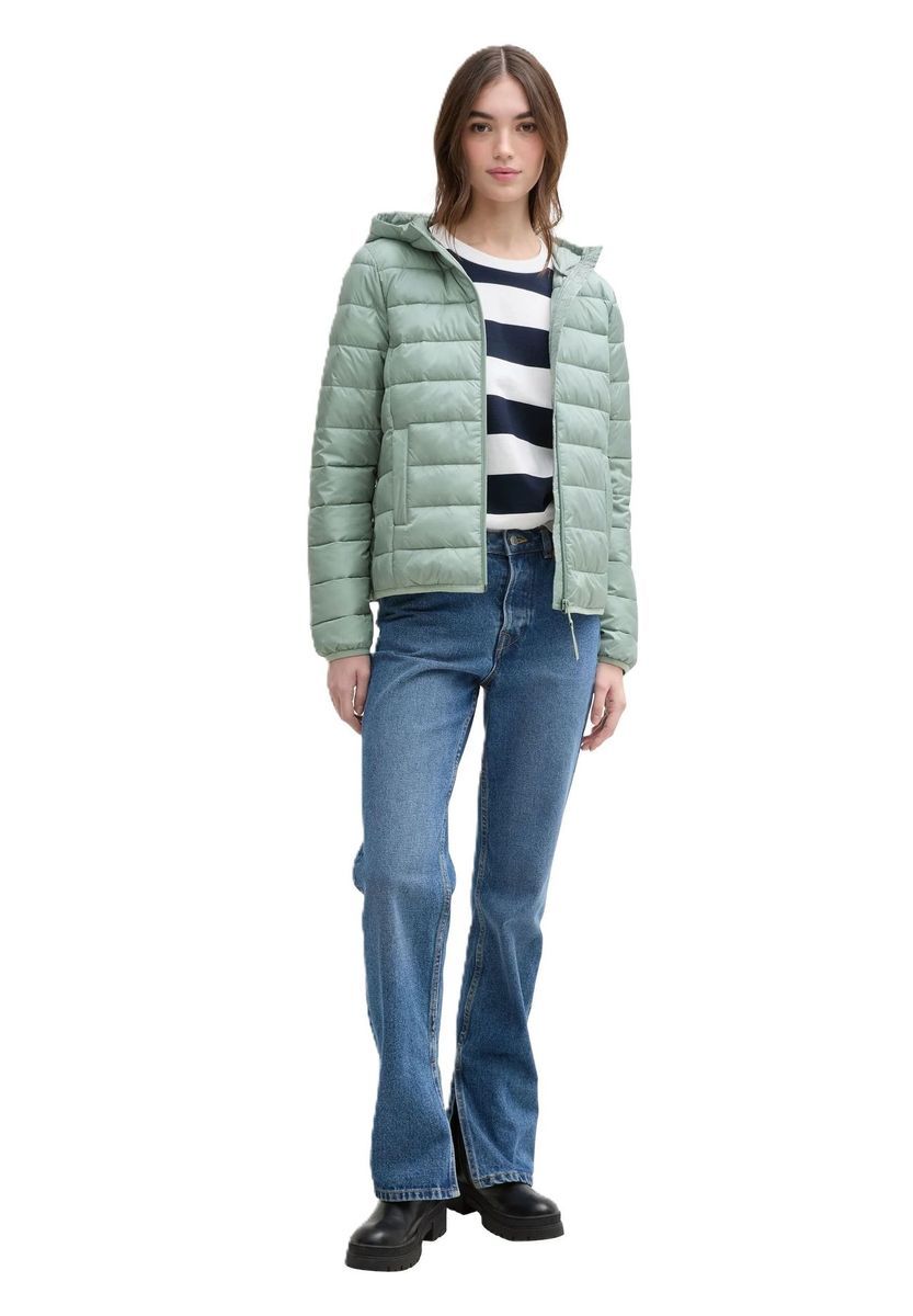 Leichte Steppjacke mit Kapuze