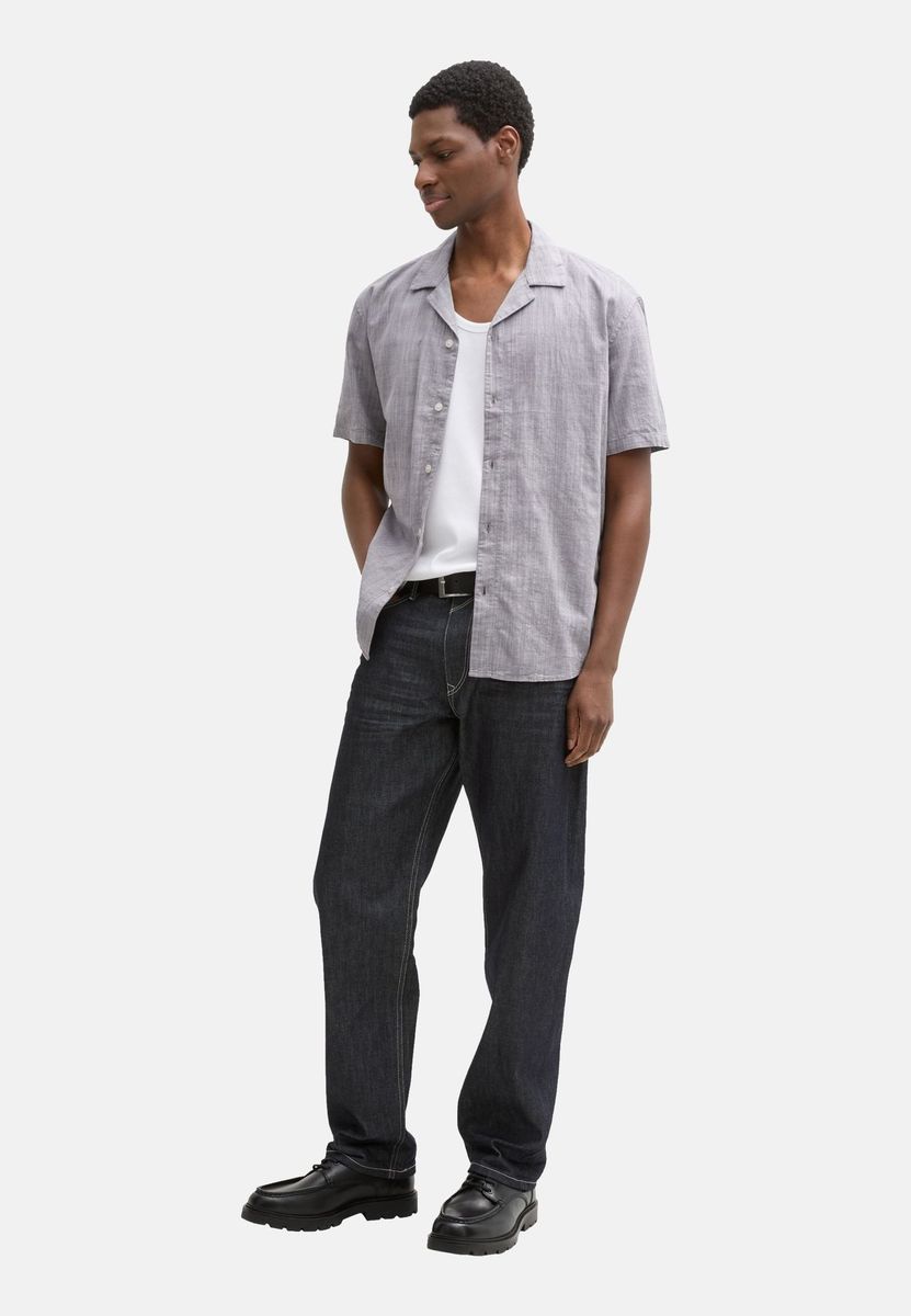 Locker geschnittenes Hemd mit Reverskragen