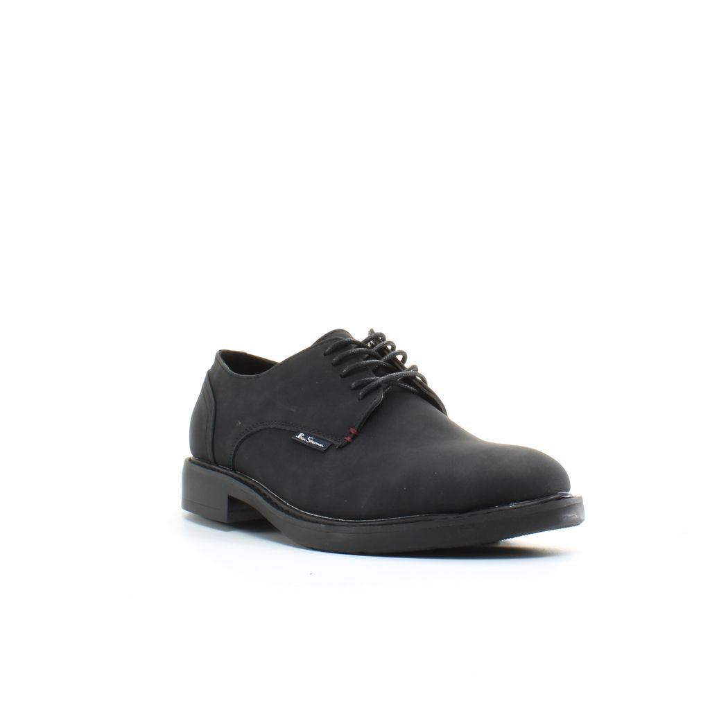 Schnürschuhe aus Wildleder
