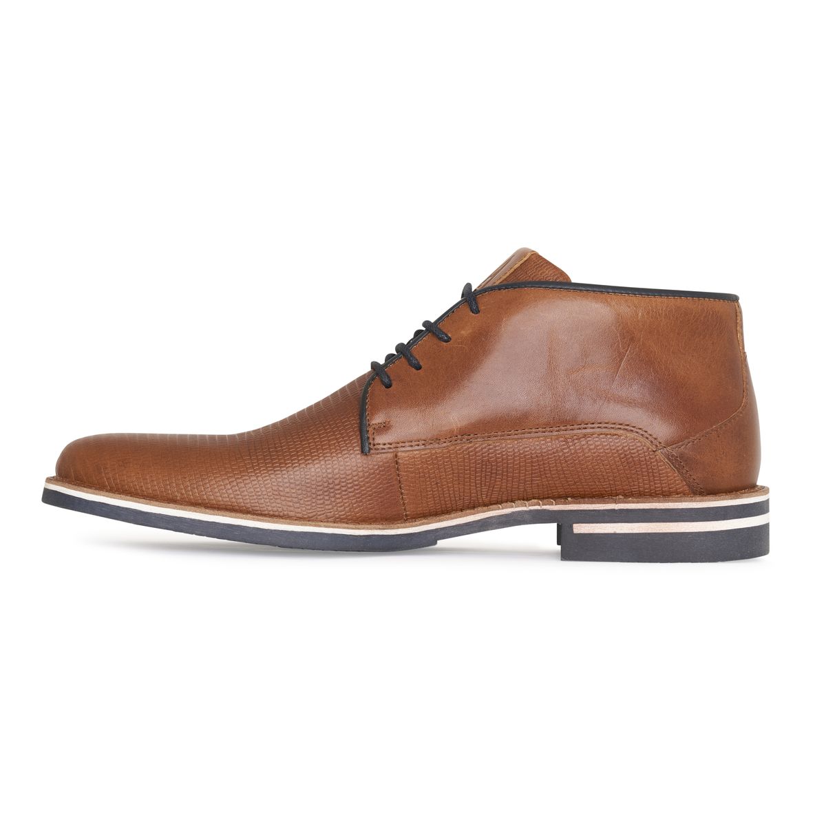 Halbhohe Derby-Schuhe aus strukturiertem Leder