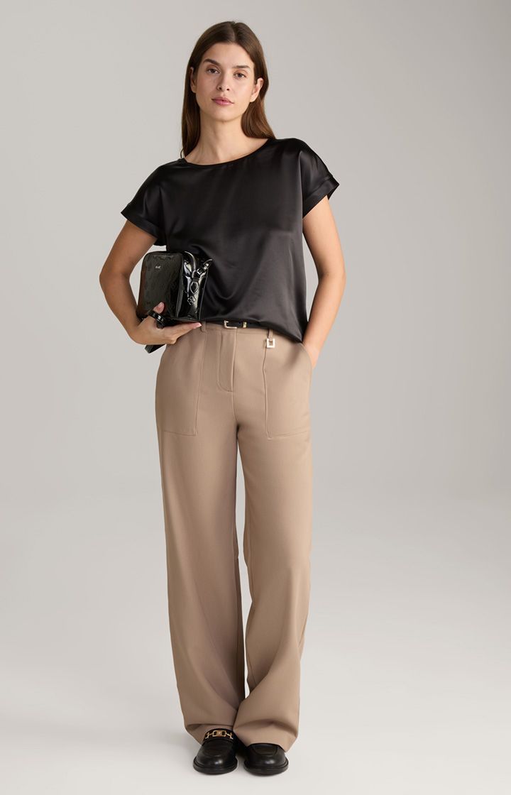 Satin-Shirt Taila in Schwarz mit Jersey-Rückseite und Manschettenärmeln