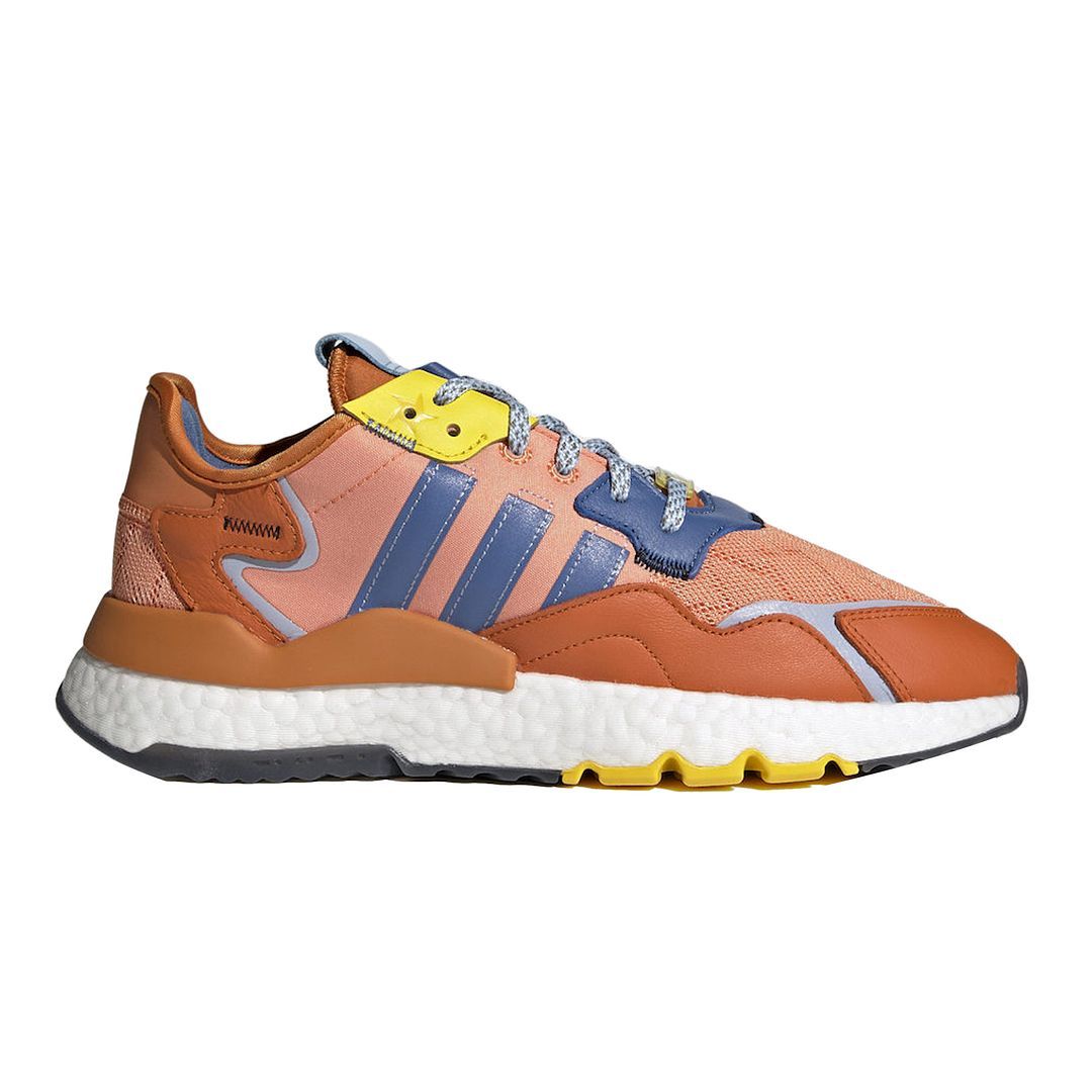 Retro-Laufschuhe mit Overlays