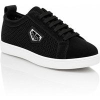 Perforierte Wildleder Low-Top Sneaker
