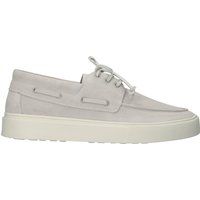 Wildleder-Sneaker im Bootsschuh-Stil