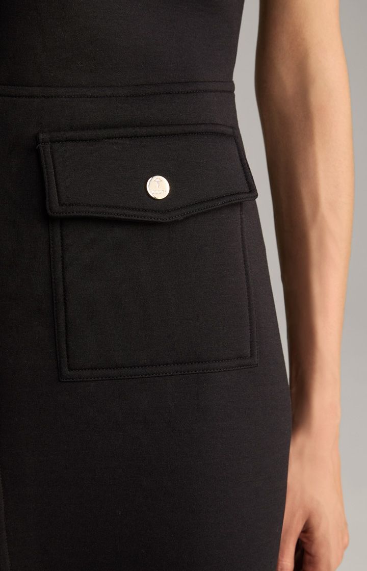 Scuba Schwarzes Minikleid mit goldenem Reißverschluss und aufgesetzten Taschen