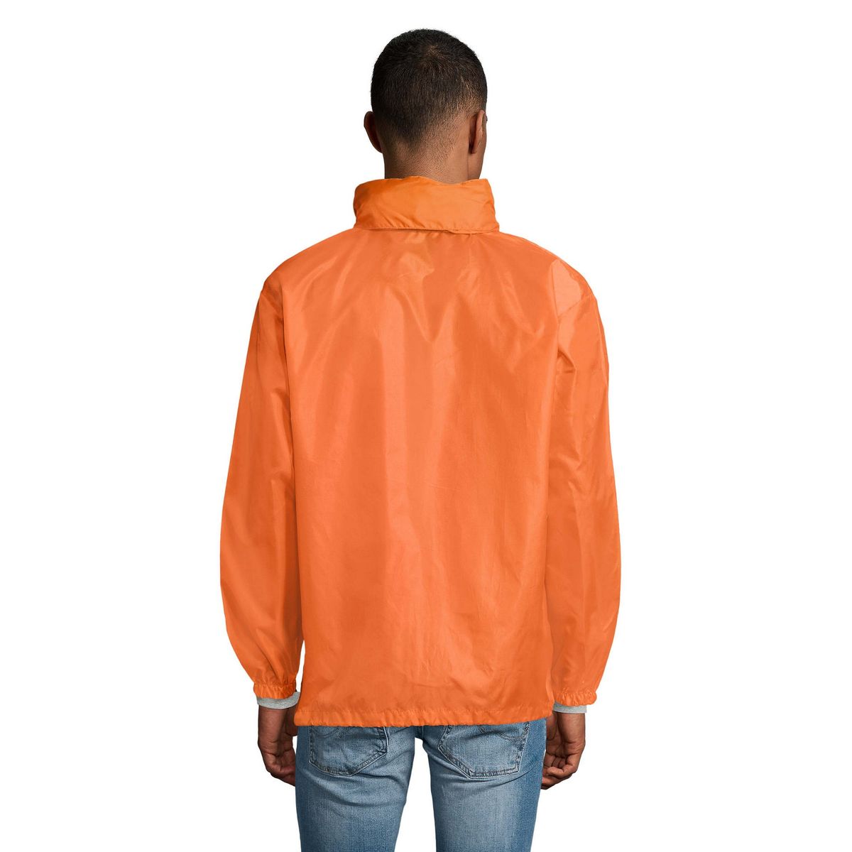 Leichte Windjacke mit Kapuze