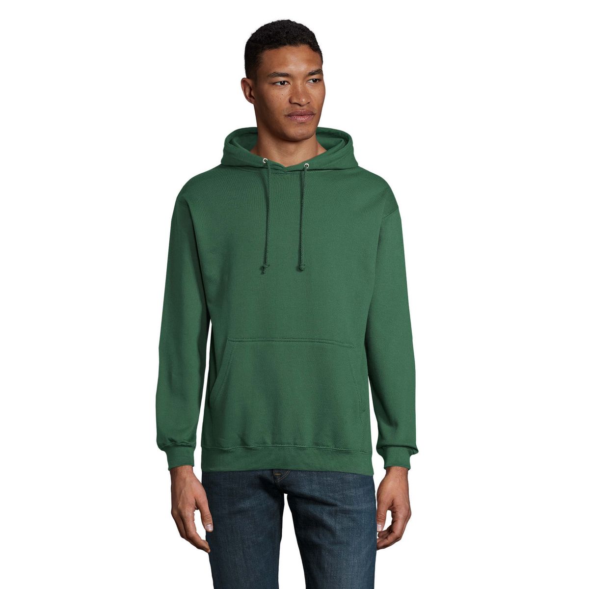 Klassischer Kapuzenpullover mit Kängurutasche