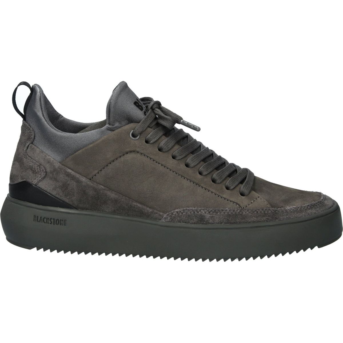 Moderner Mid-Top Sneaker aus Wildleder